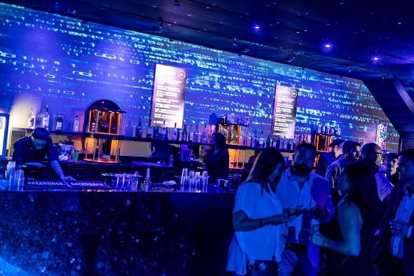 The Skeleton Band performing