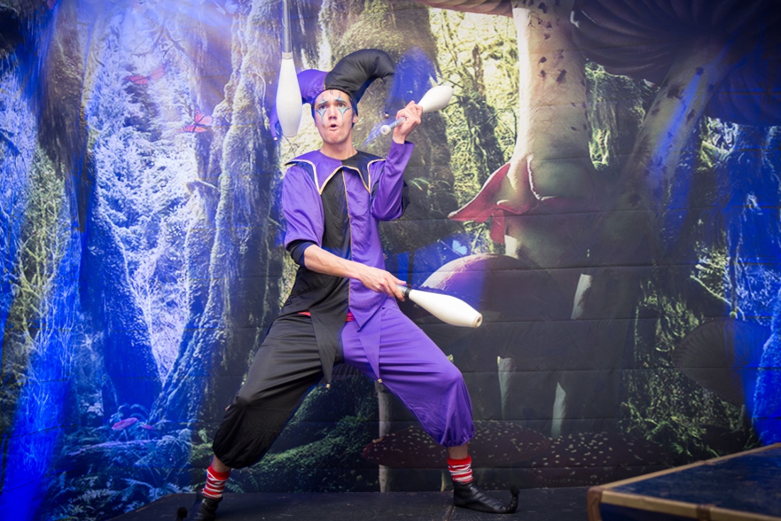 entertainment_section__0001_5Z6A3499 edit