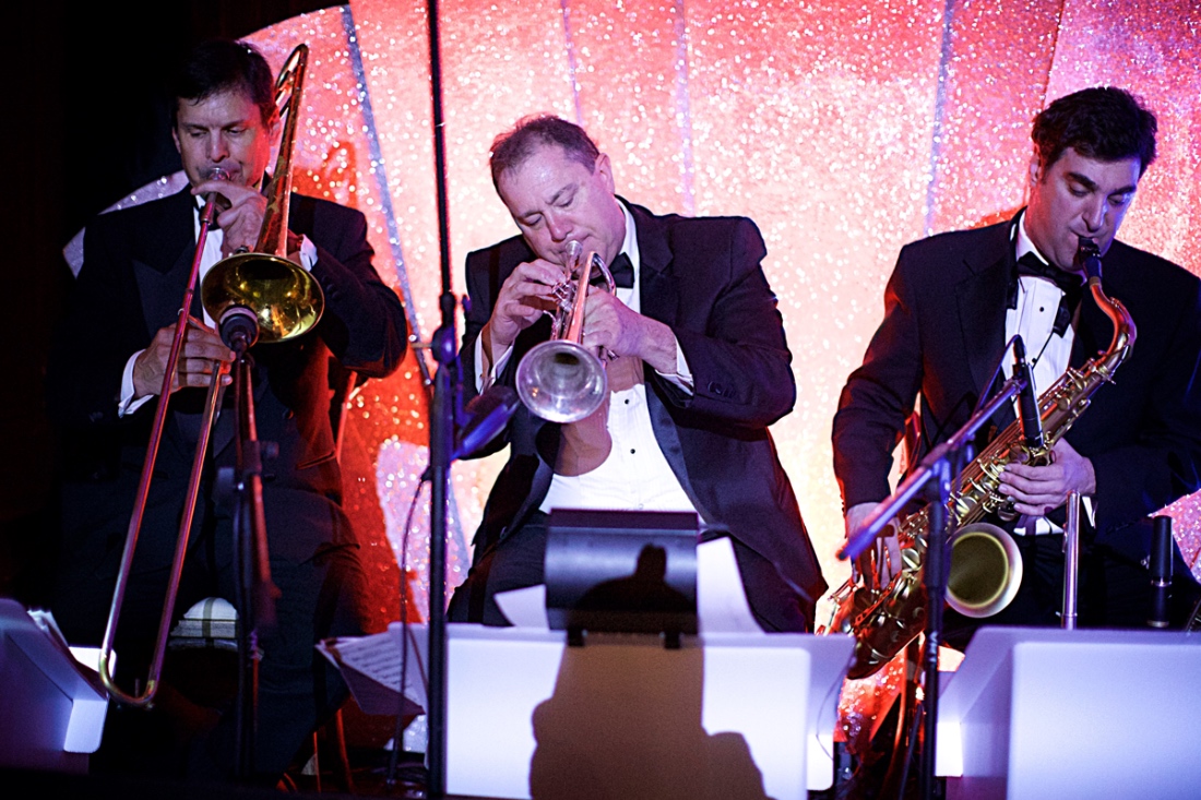 entertainment_section__0011_EyeofPassion_000 28